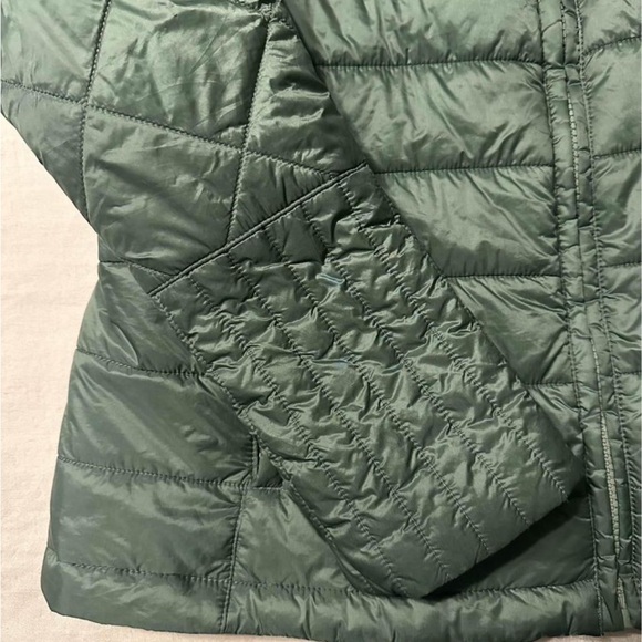 Women’s Size Small Patagonia Puffer Jacket - Picture 3 of 6